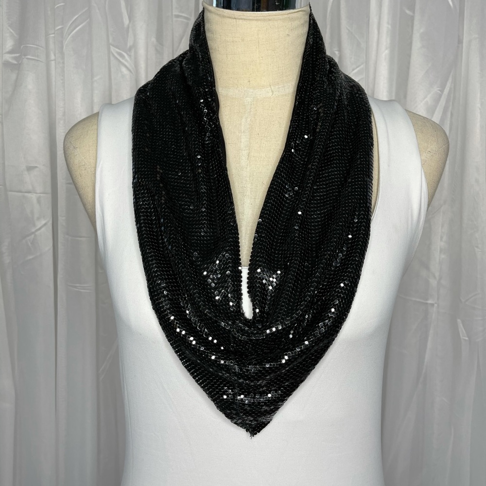Bebe scarf